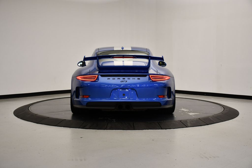 Thumbnail: 2015 Porsche 911 - 6