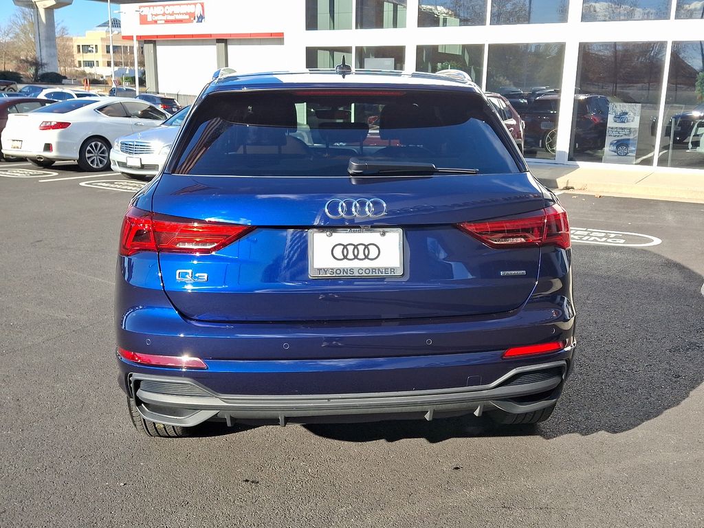 2024 Audi Q3 Premium 5