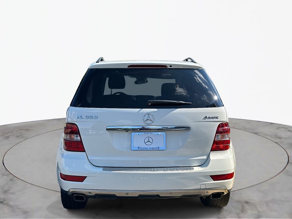 Thumbnail: 2011 Mercedes-Benz M-Class - 9