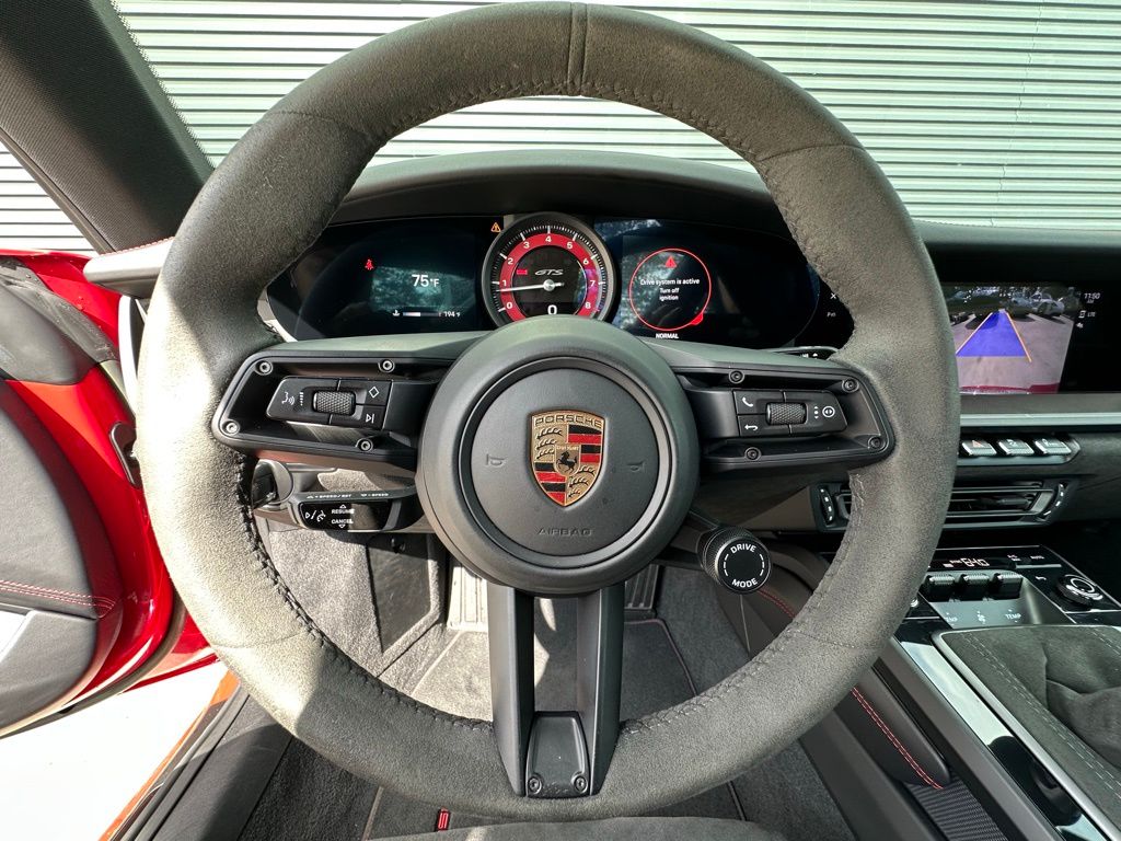 2022 Porsche 911 Carrera S 15