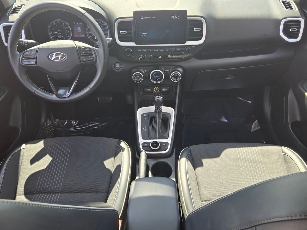 2022 Hyundai Venue - $16,300