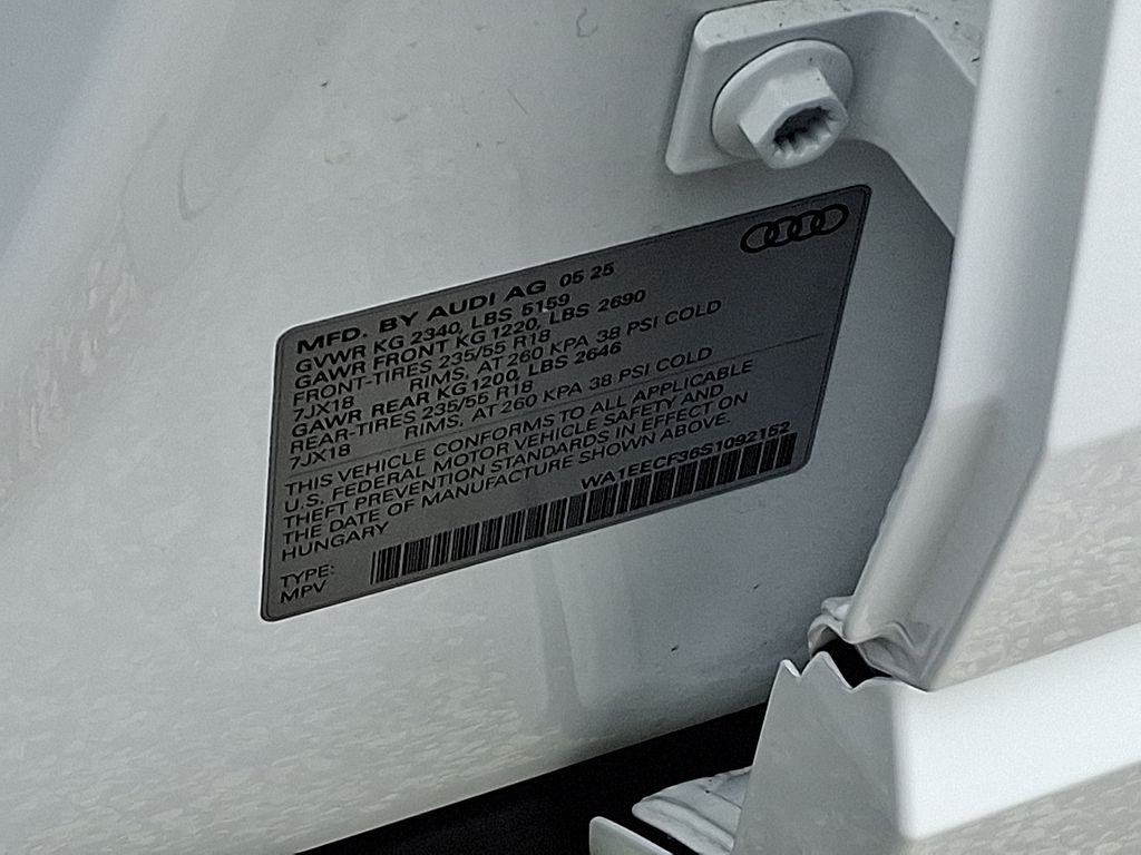 Thumbnail: 2025 Audi Q3 - 29