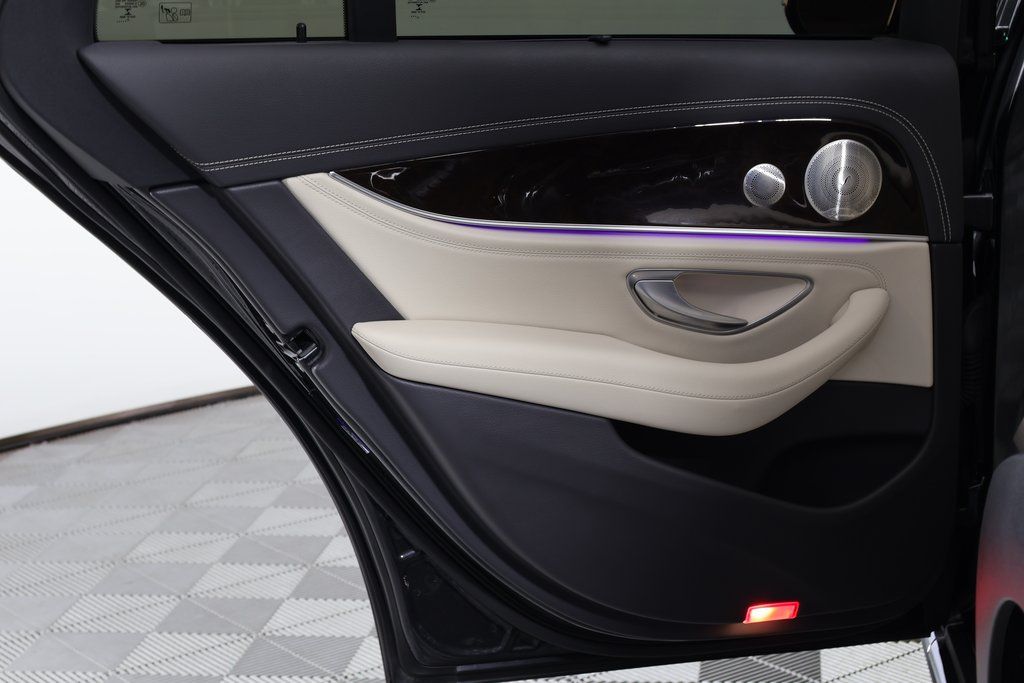 Thumbnail: 2022 Mercedes-Benz E-Class - 13