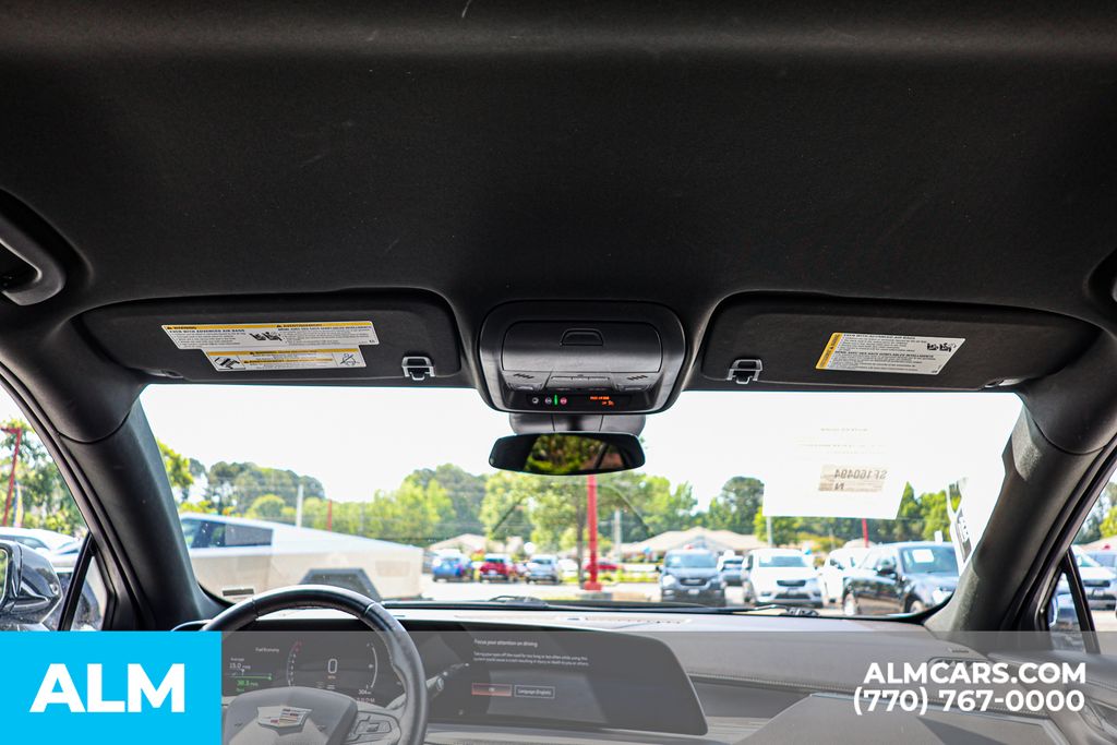 Used 2025 Black Cadillac Premium Luxury image 59