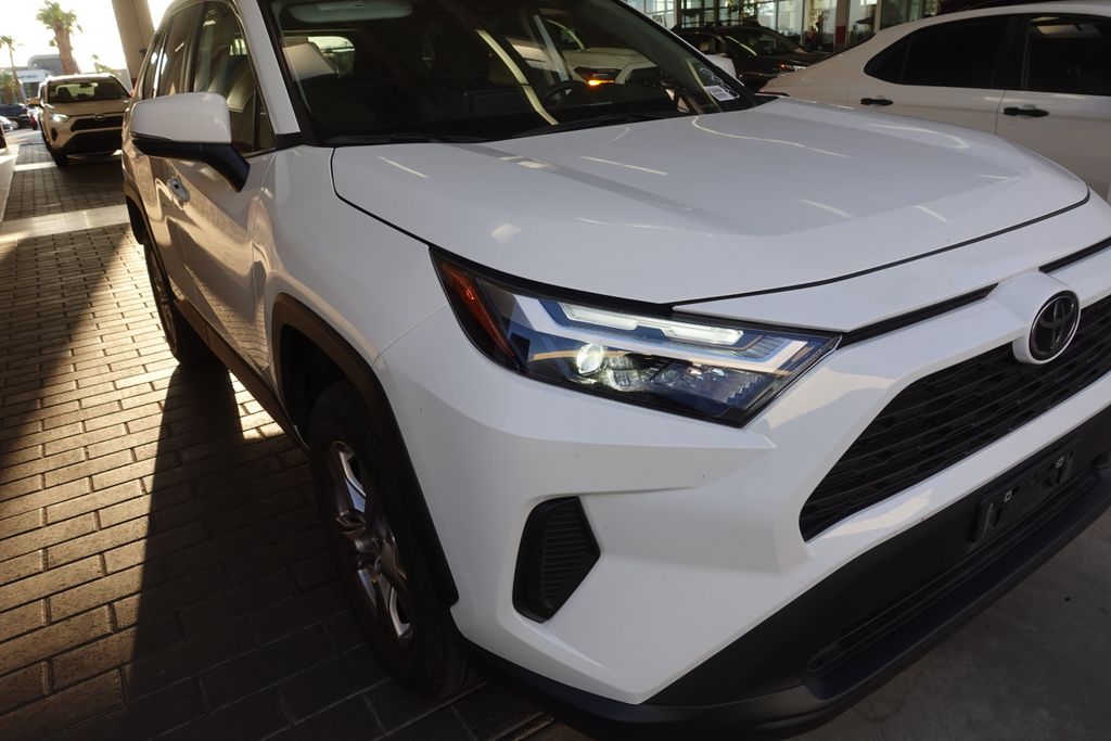 2025 Toyota RAV4