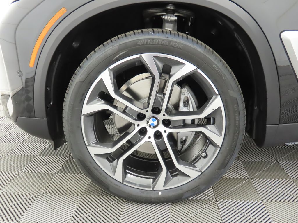 Thumbnail: 2026 BMW X5 - 31