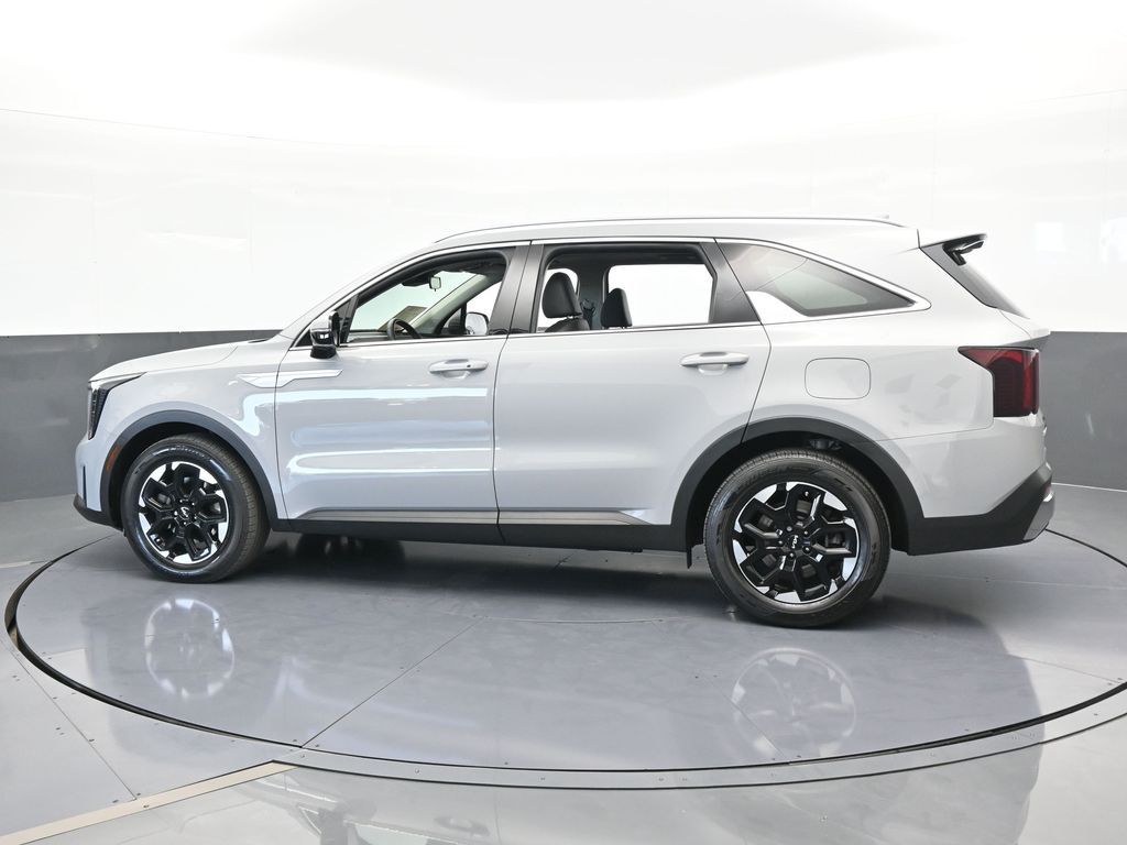 Used 2024 Kia Sorento S with VIN 5XYRL4JC6RG273496 for sale in Miami, FL