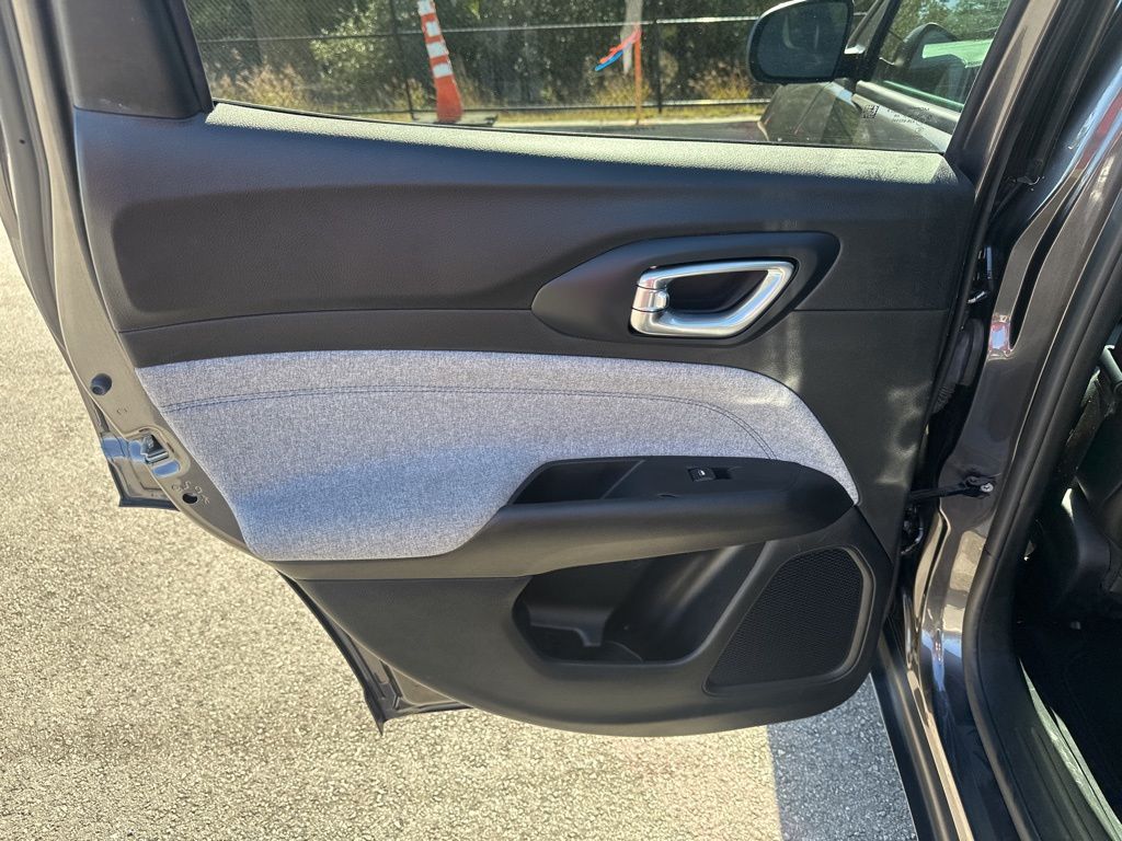 Used Car 2022 Jeep Compass  Latitude For Sale Under $20,000 In Austin, Texas