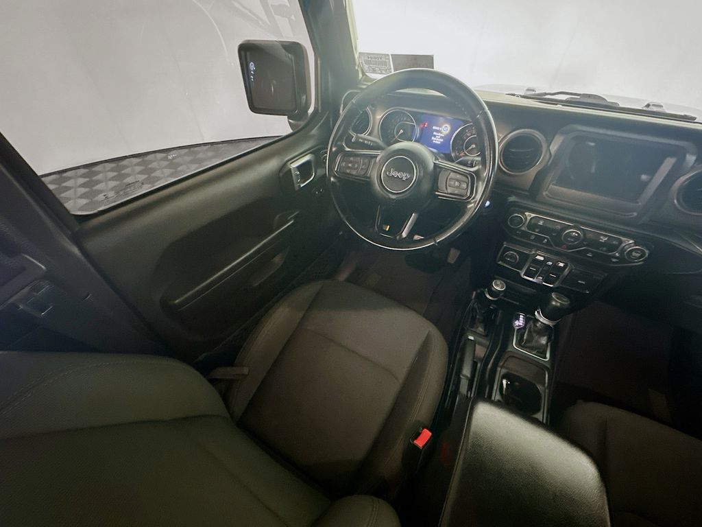 Used 2022 Gray Jeep Unlimited Sport S image 9