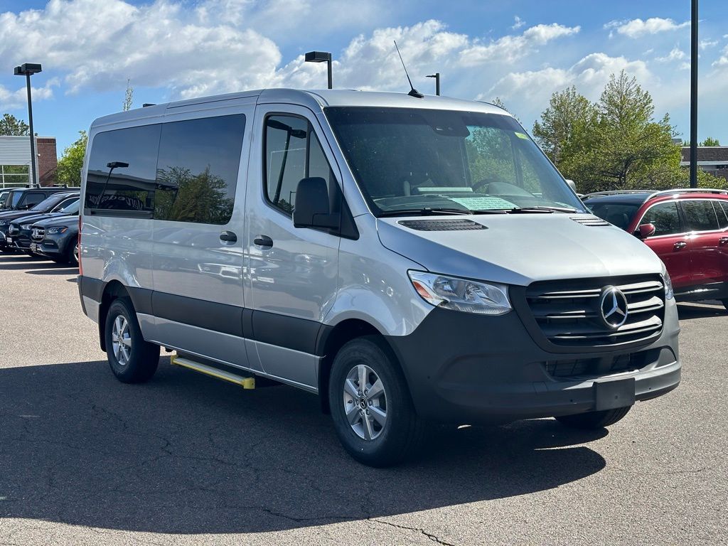 2024 Mercedes-Benz Sprinter 2500 Cargo 144 WB 6