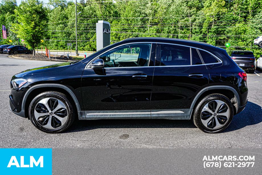Used 2025 Black Mercedes-Benz GLA 250 image 7