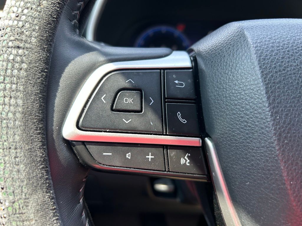 2023 Toyota Highlander L 22