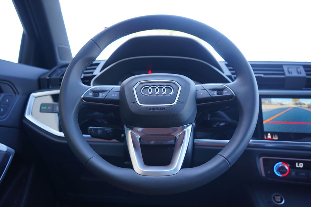 2024 Audi Q3  13