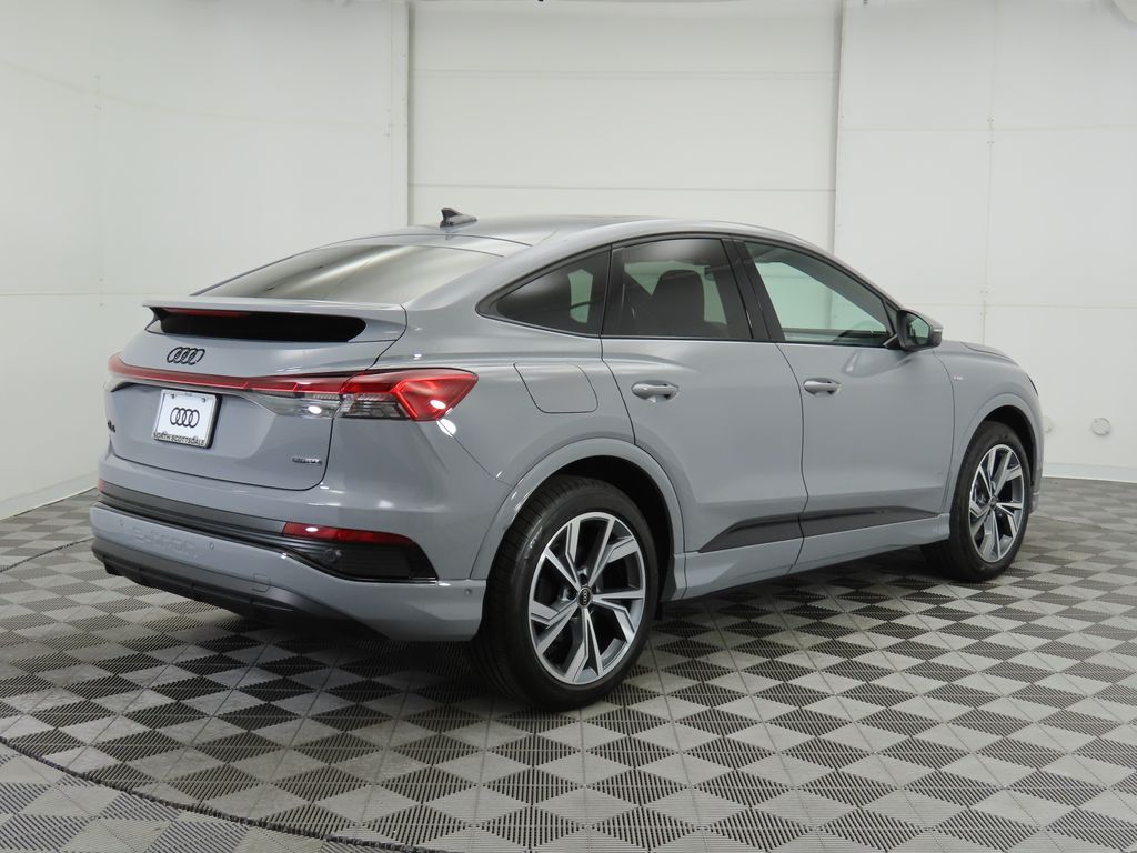 2024 Audi Q4 e-tron Premium Plus 5