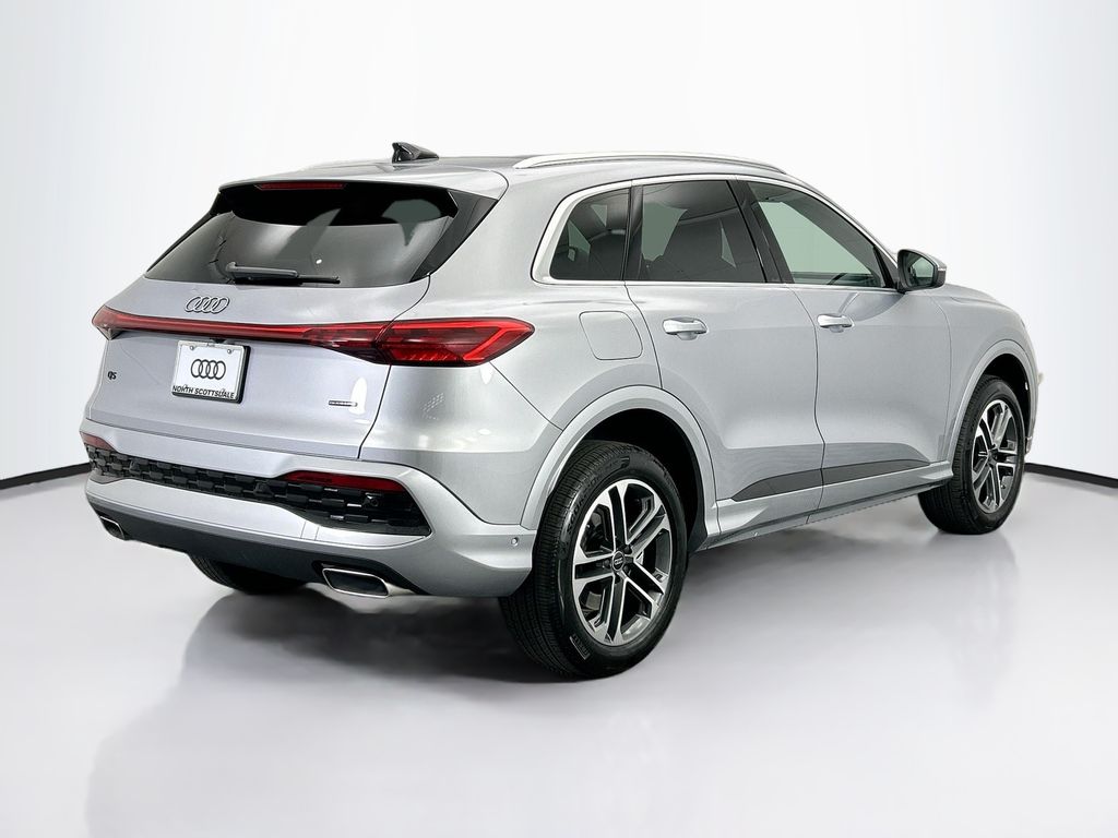 Thumbnail: 2025 Audi Q5 - 6