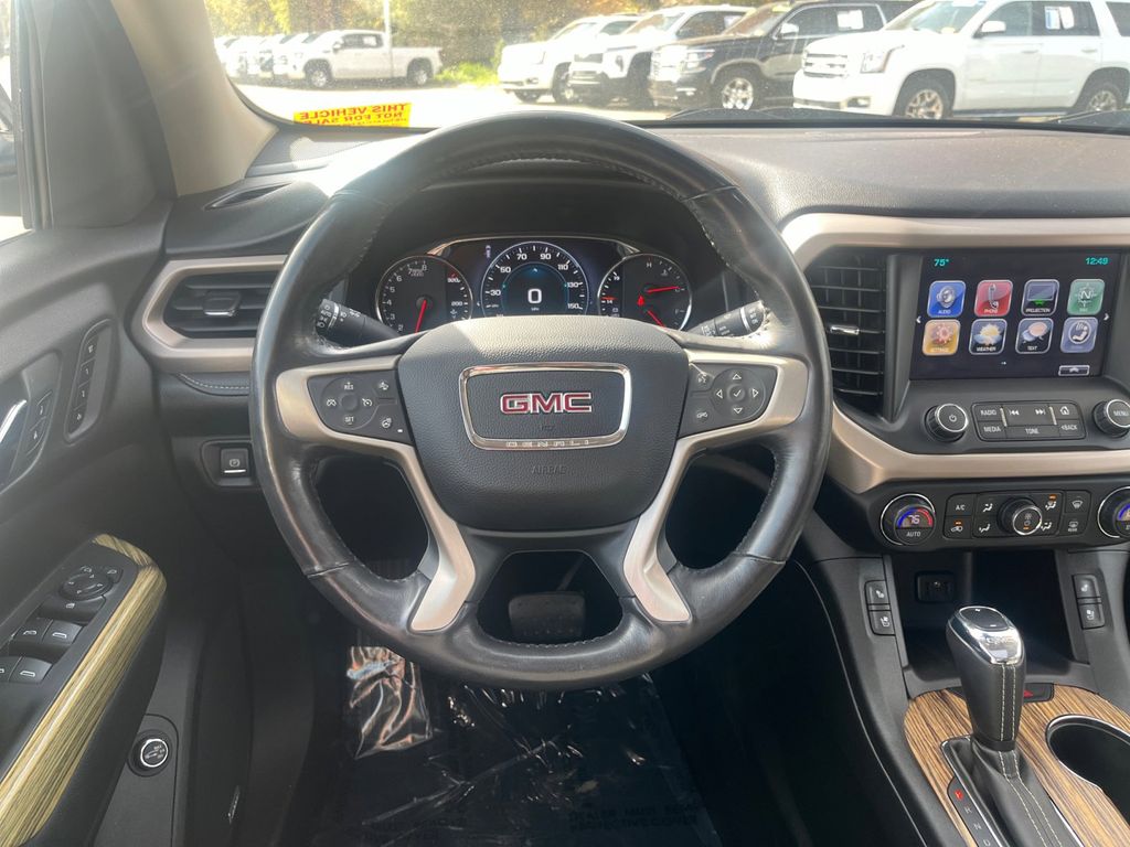 2019 GMC Acadia Denali 11