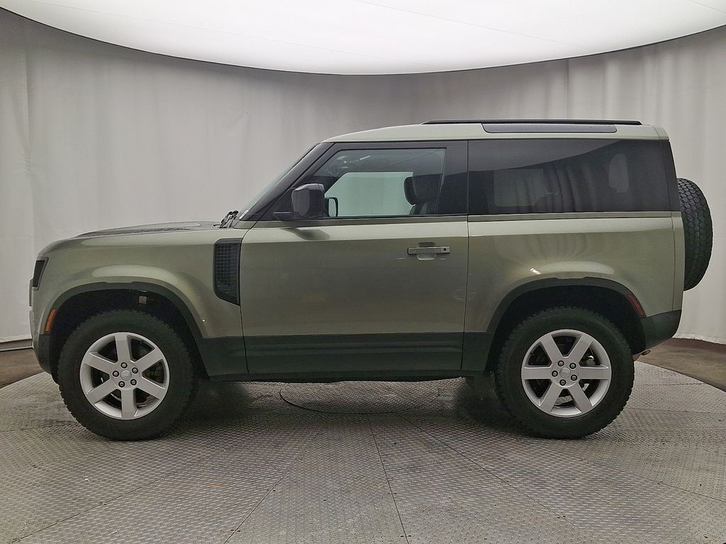 Thumbnail: 2023 Land Rover Defender - 7