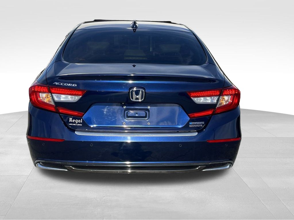 2019 Honda Accord Hybrid Touring 5