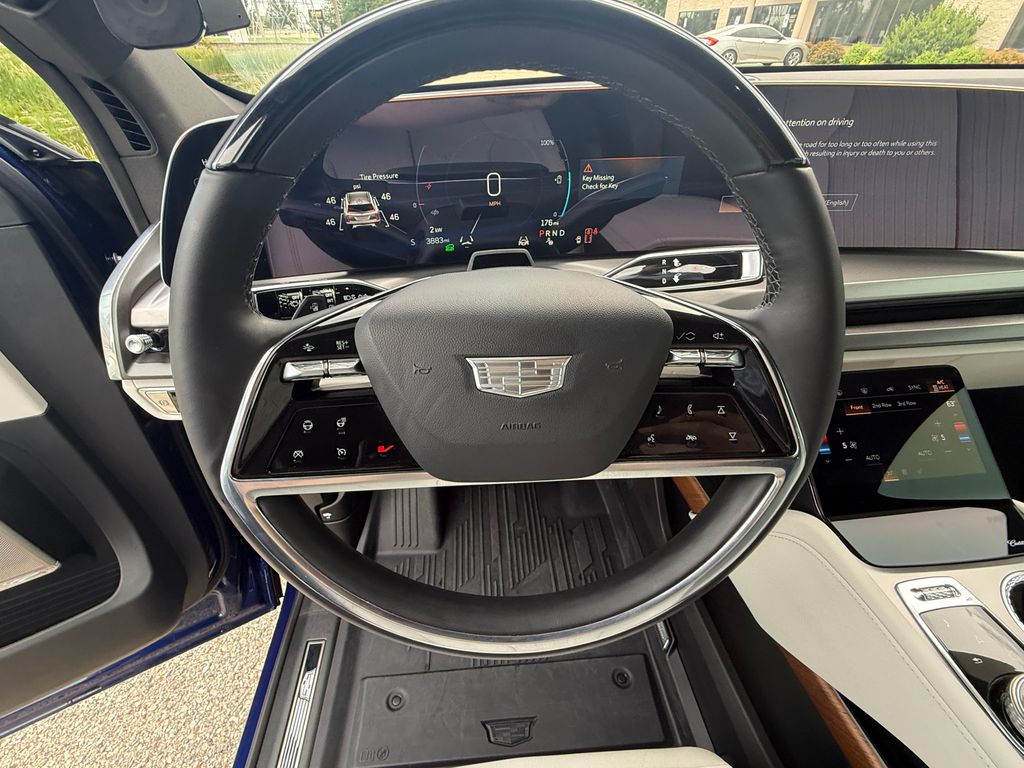 Cadillac VISTIQ