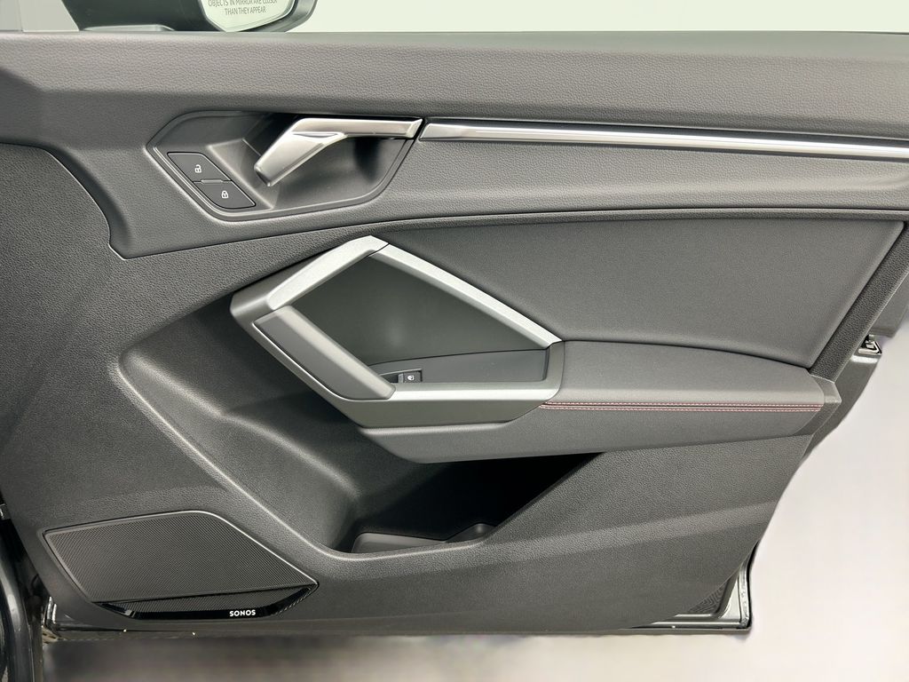 Thumbnail: 2025 Audi Q3 - 25
