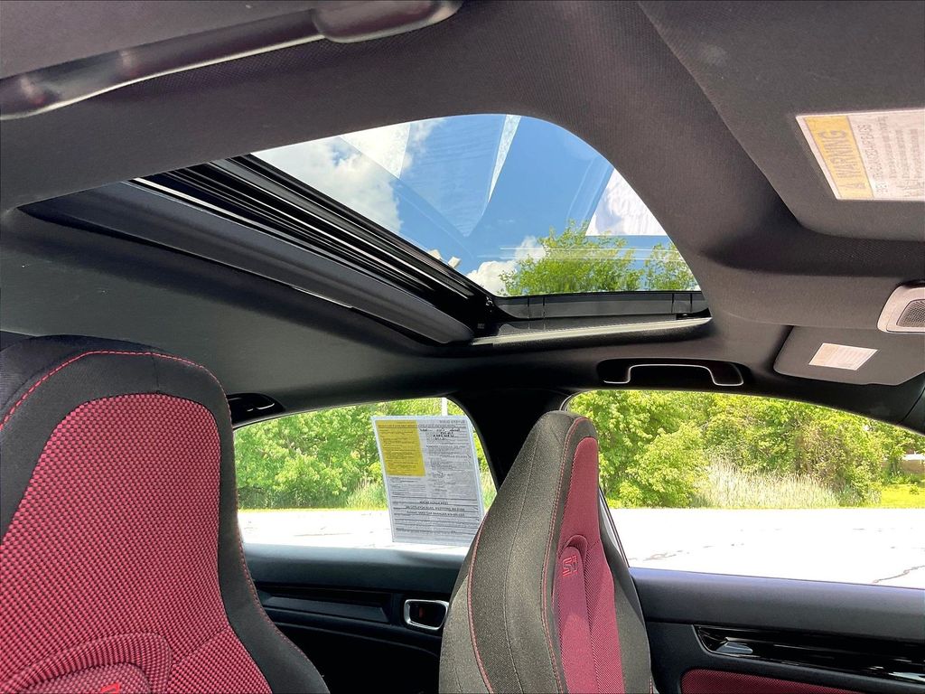 2025 Honda Civic Si — photo 22