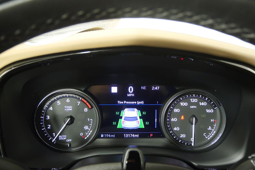 Thumbnail: 2024 Cadillac XT6 - 24