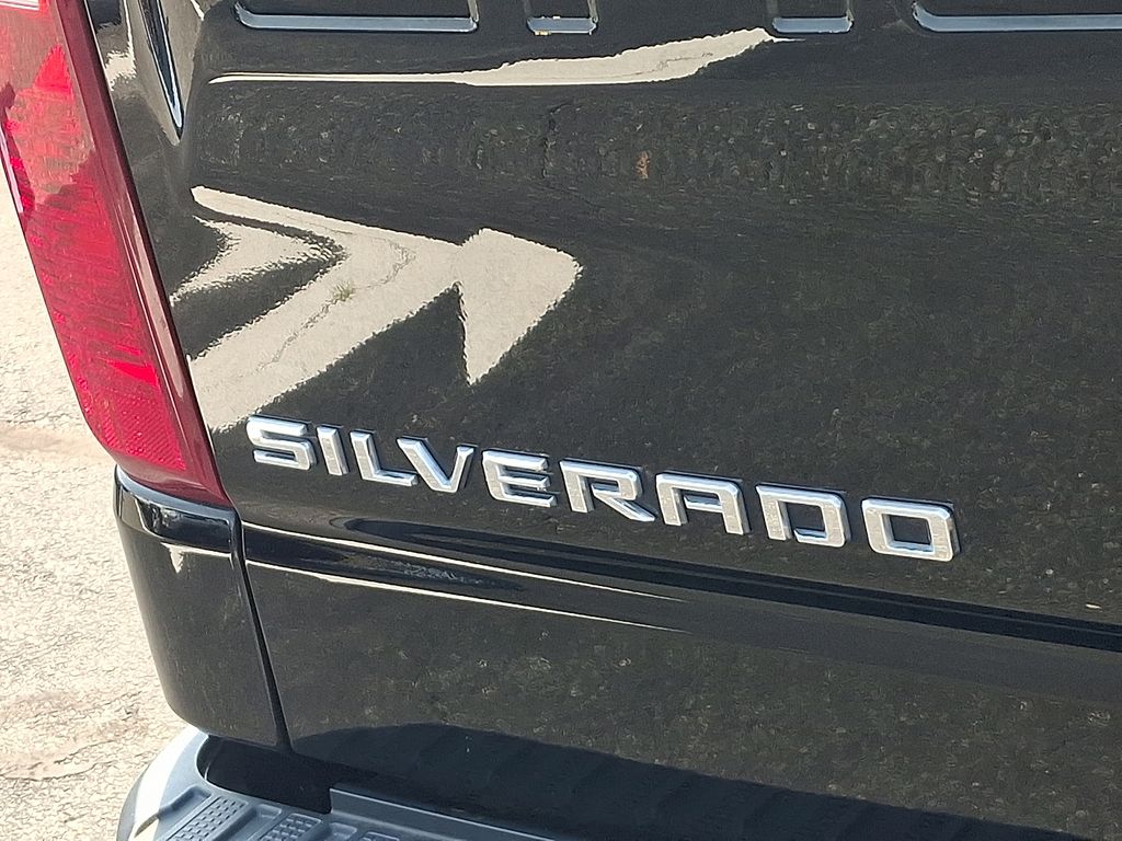 Thumbnail: 2022 Chevrolet Silverado 1500 - 30