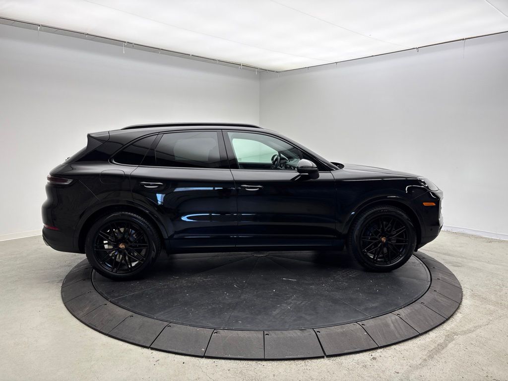 Thumbnail: 2026 Porsche Cayenne - 8