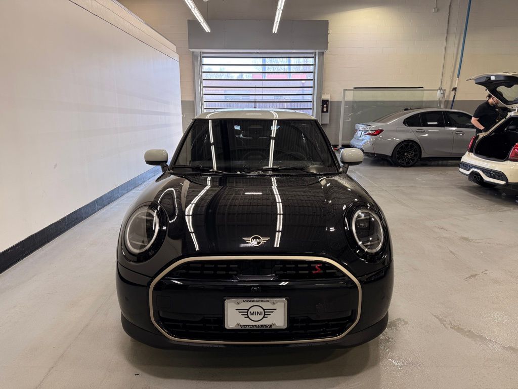 Thumbnail: 2026 MINI Cooper - 8