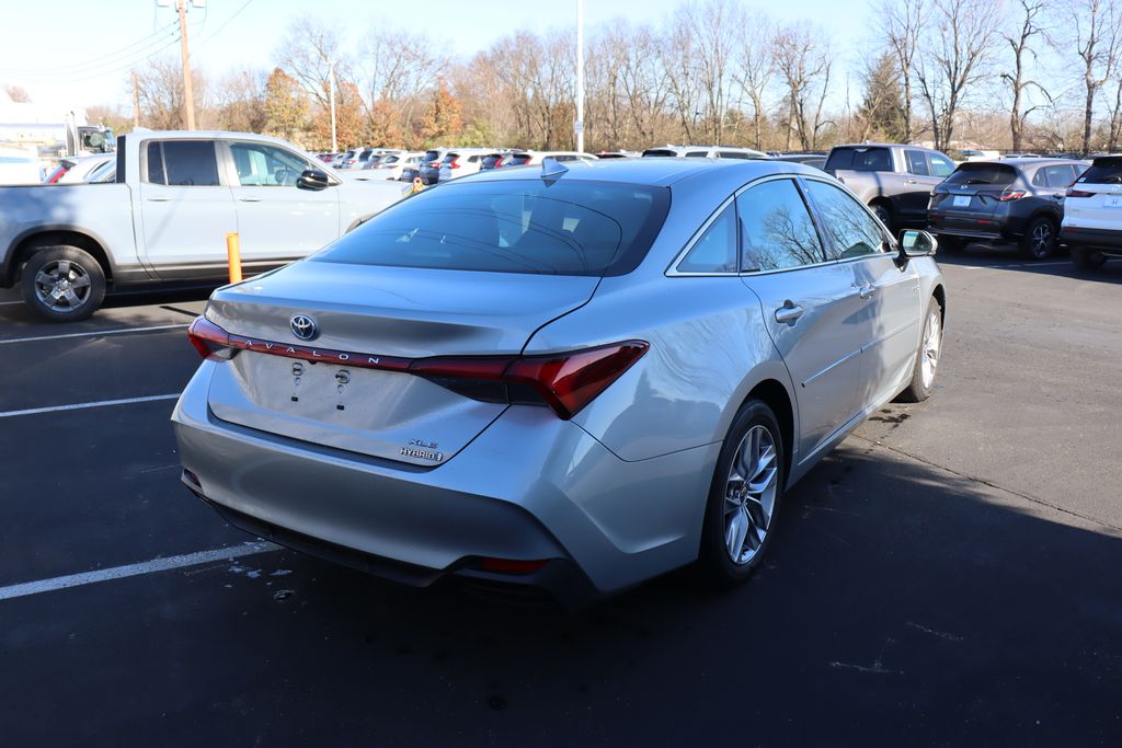 2021 Toyota Avalon XLE 5