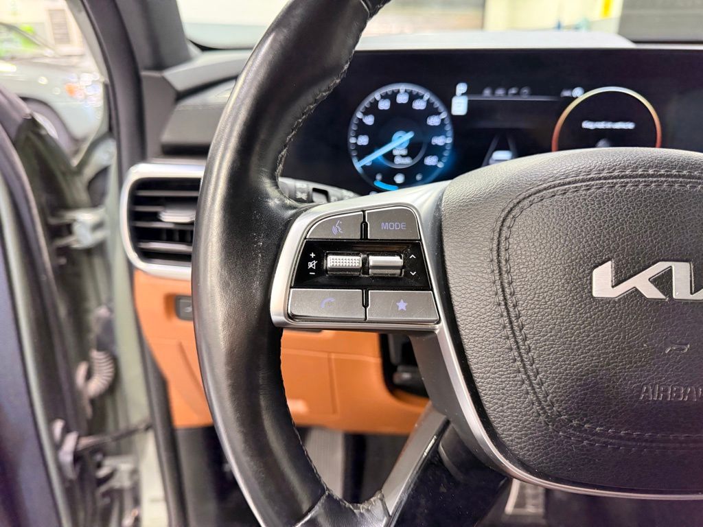 Thumbnail: 2023 Kia Telluride - 13