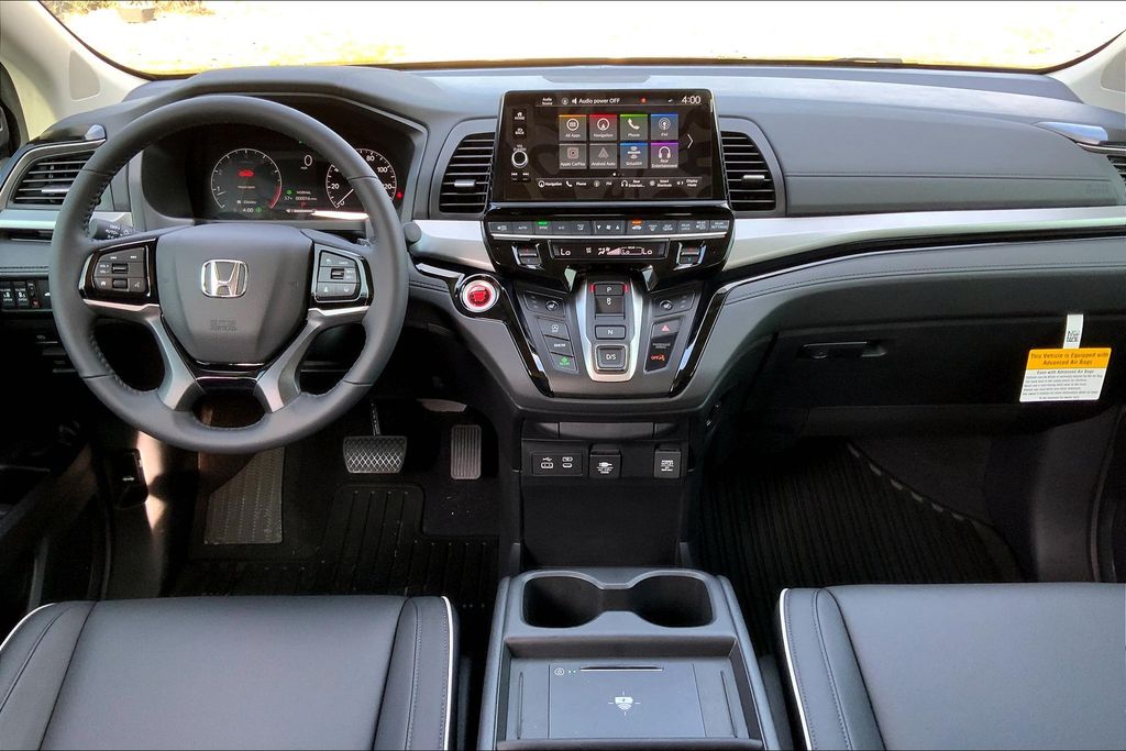 2025 Honda Odyssey Touring 5