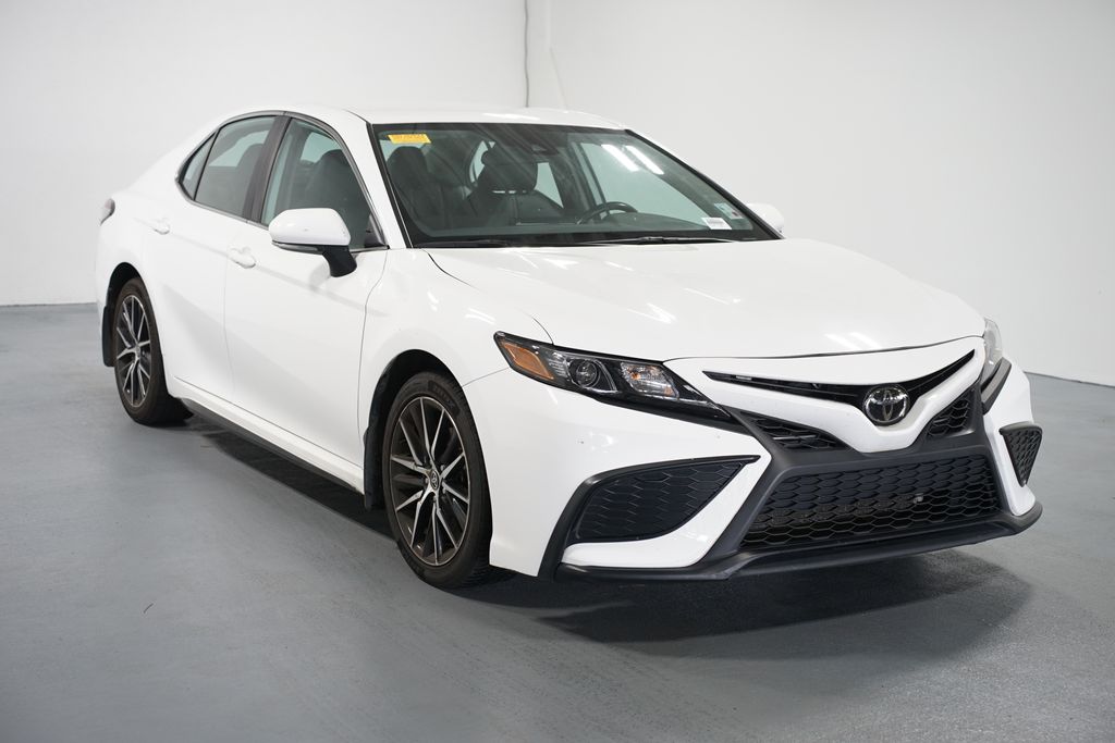 Thumbnail: 2023 Toyota Camry - 3