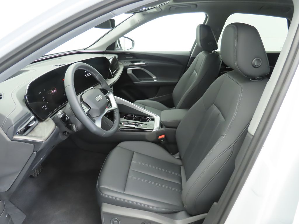 Thumbnail: 2025 Audi Q5 - 21