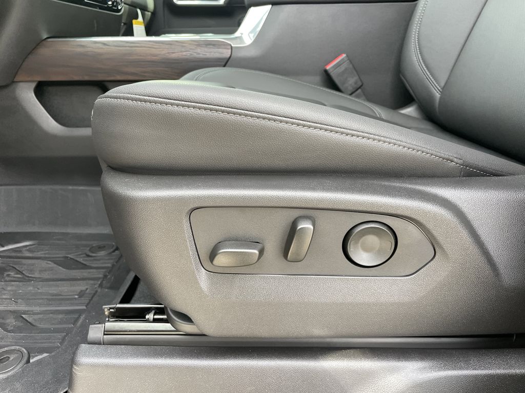 new 2025 GMC Sierra 2500HD car, priced at $67,420