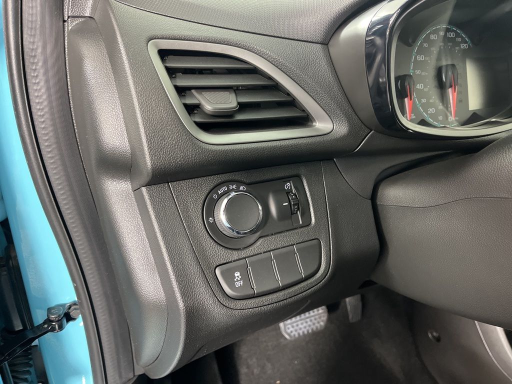 Thumbnail: 2022 Chevrolet Spark - 20