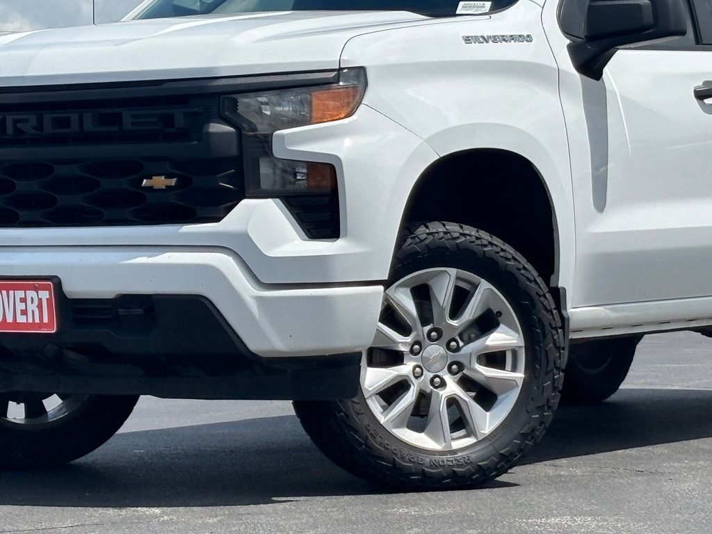 Used Car 2024 Chevrolet Silverado 1500  Custom For Sale Under $35,000 In Austin, Texas