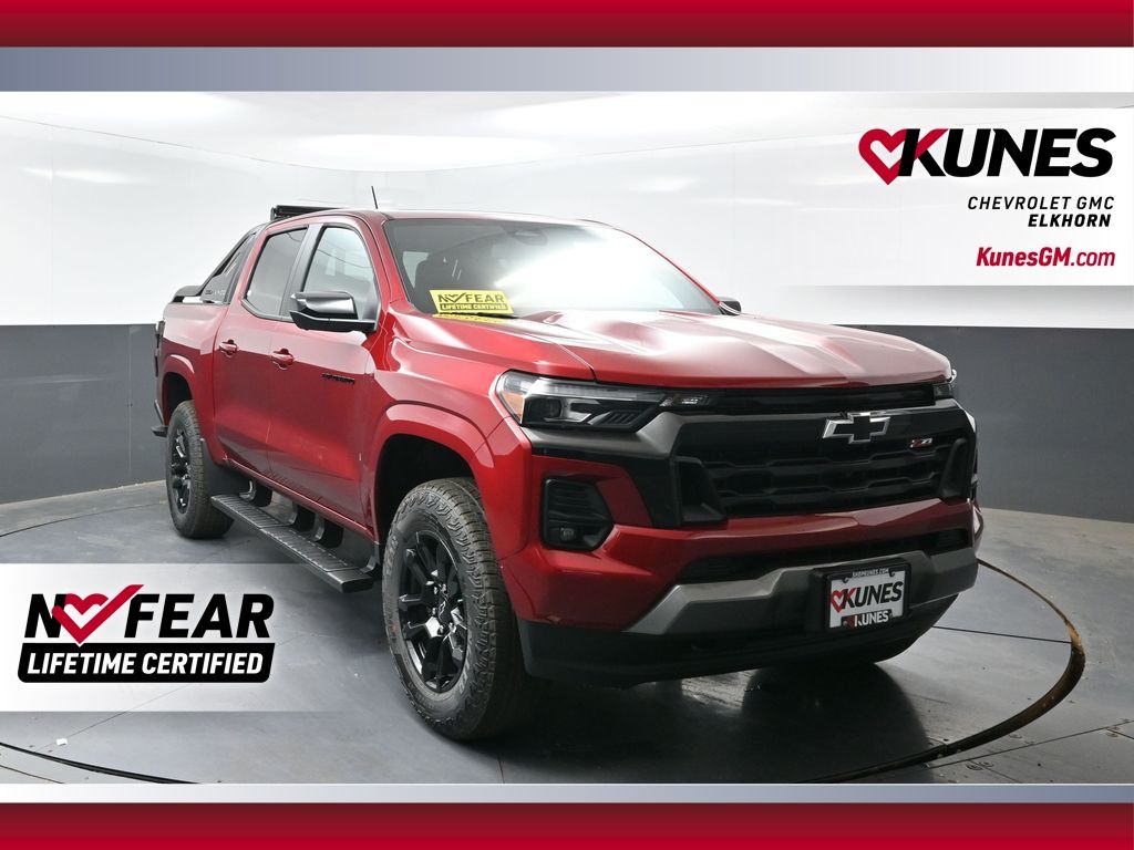 Radiant Red Tintcoat 2026 Chevrolet Colorado Pickup Truck Four-Wheel Drive 8-Speed Automatic