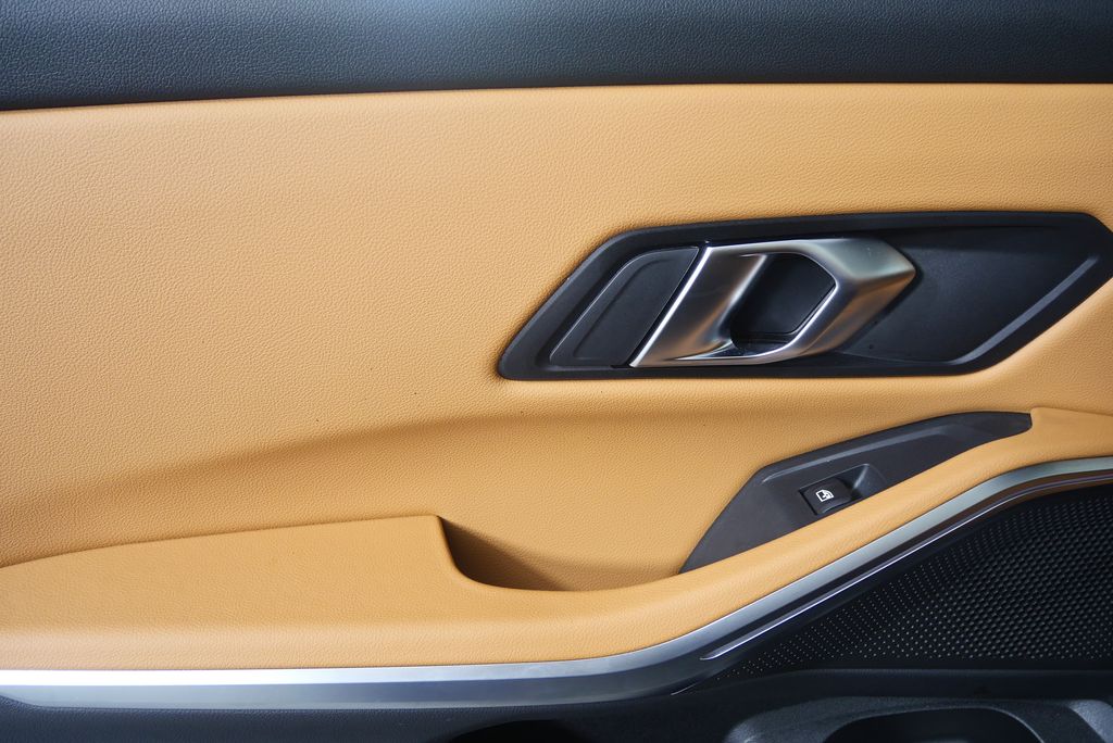 Thumbnail: 2024 BMW 3 Series - 14