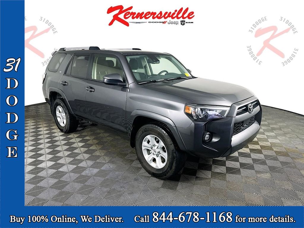 2022 Toyota 4Runner SR5 RWD