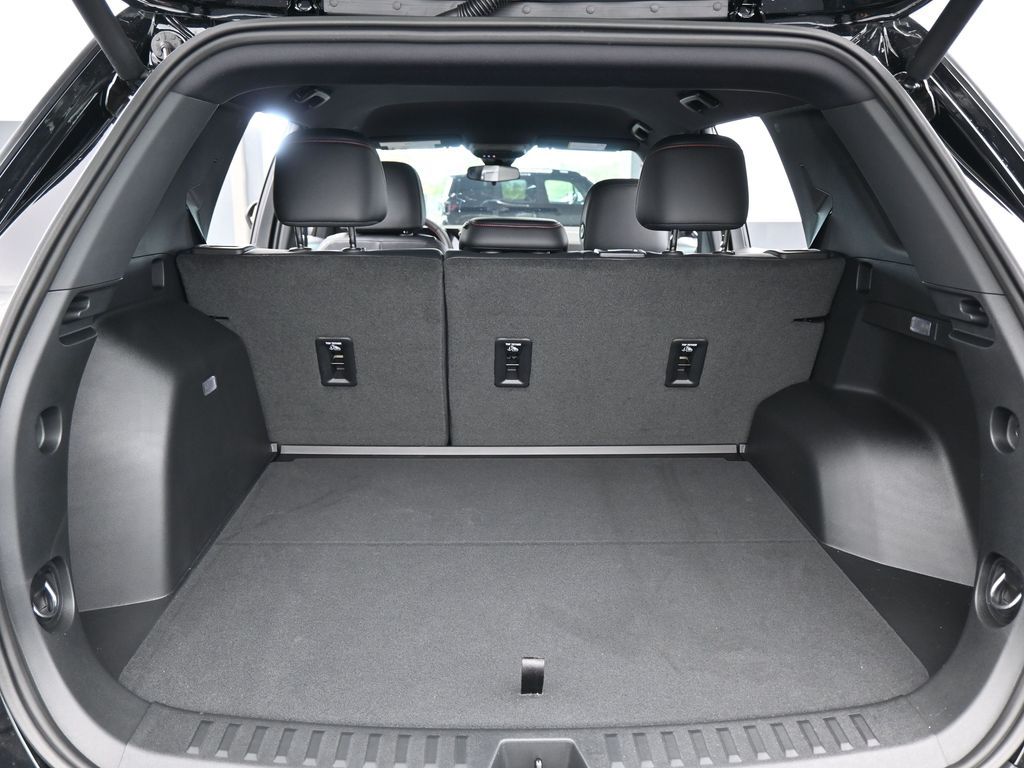 New 2026 Mosaic Black Metallic Chevrolet RS image 42