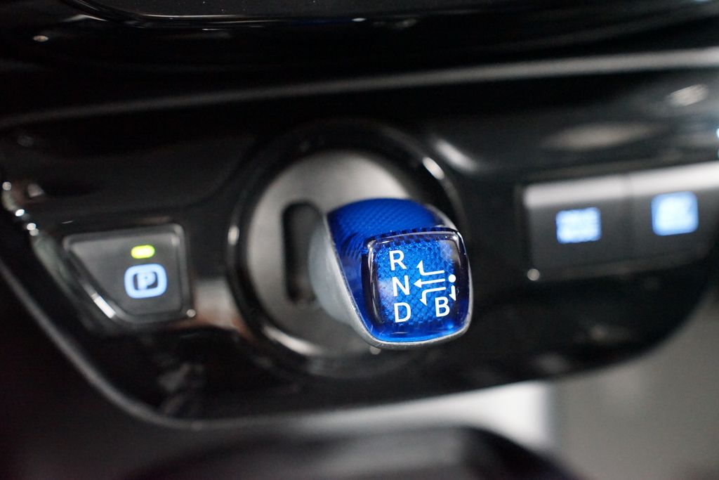 Thumbnail: 2021 Toyota Prius - 19