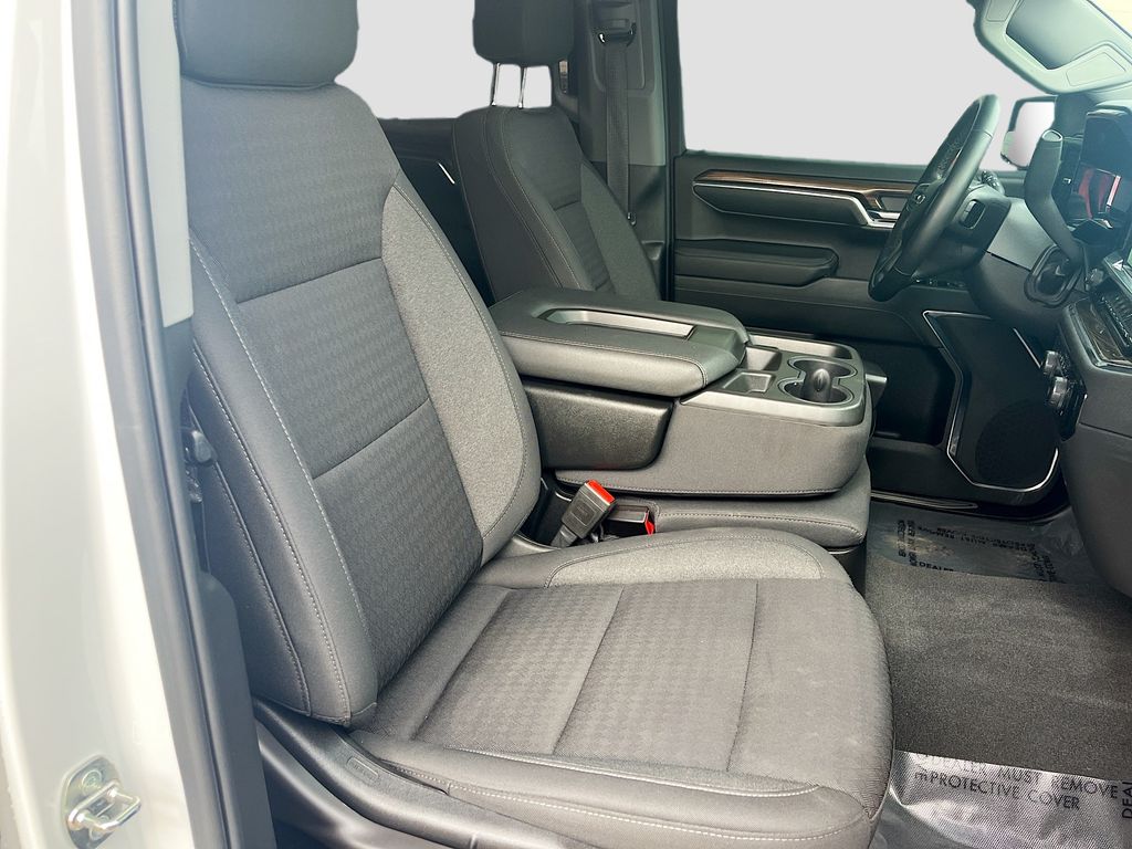 Used 2023 White Chevrolet LT Trail Boss image 27