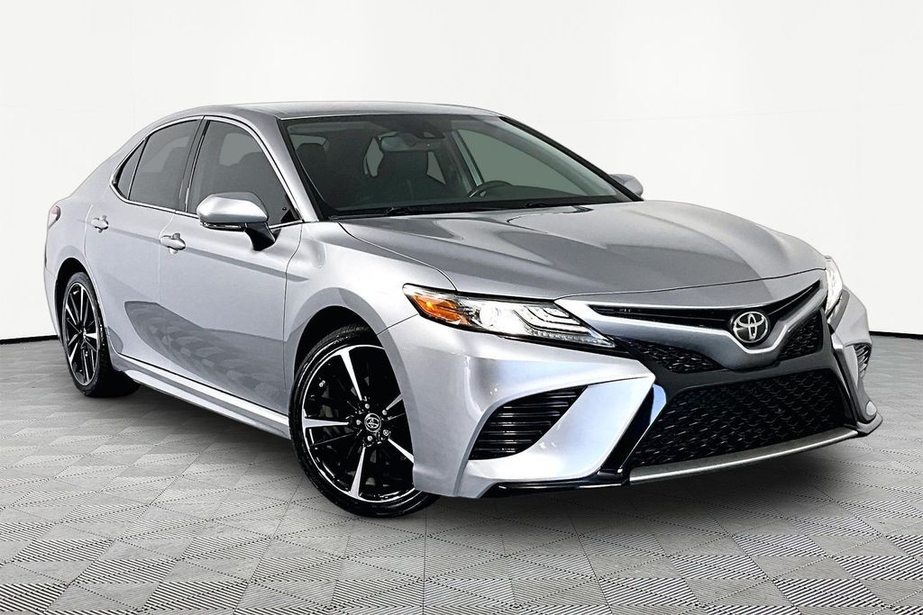 2019 Toyota Camry XSE FWD