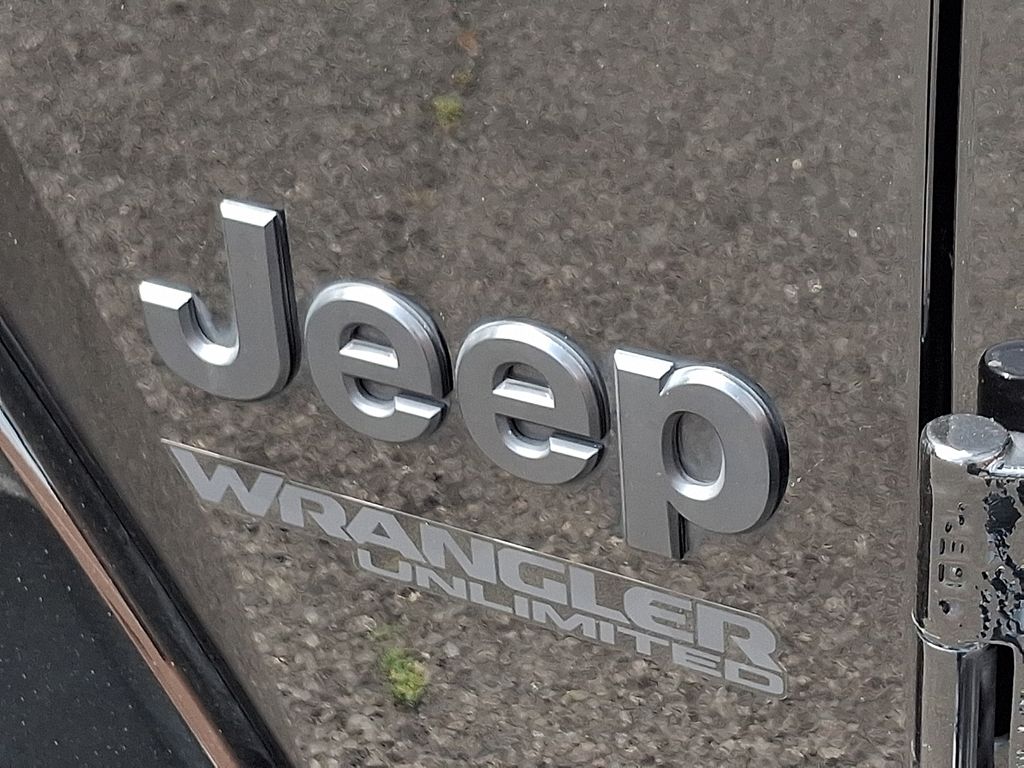 Thumbnail: 2020 Jeep Wrangler - 28