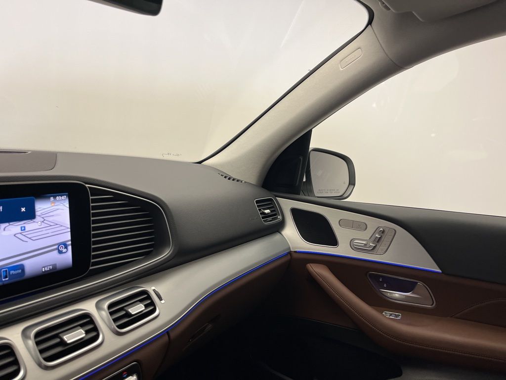 Thumbnail: 2025 Mercedes-Benz GLE - 22