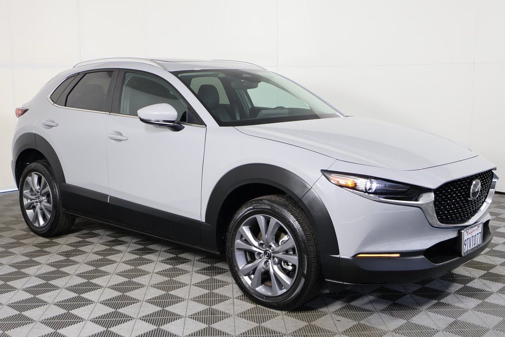 Thumbnail: 2025 Mazda CX-30 - 4