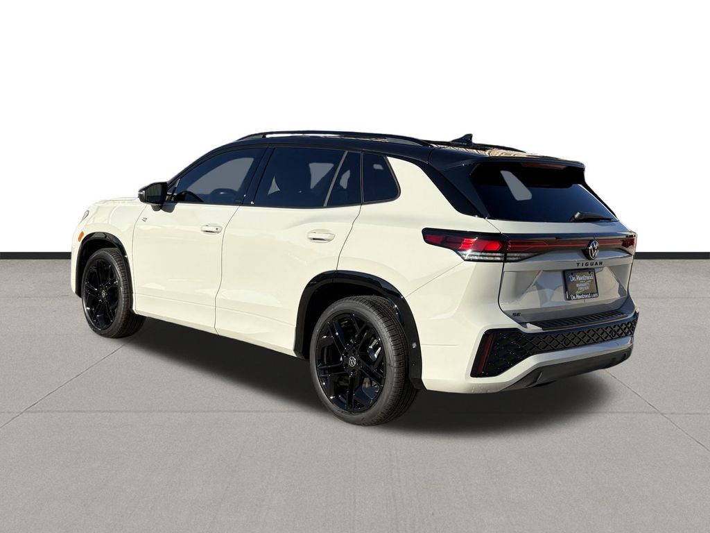 New 2026 Sandstone Volkswagen 2.0T SE R-Line Black image 7