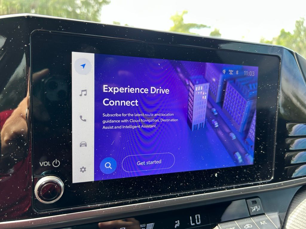 Thumbnail: 2025 Toyota Camry - 23