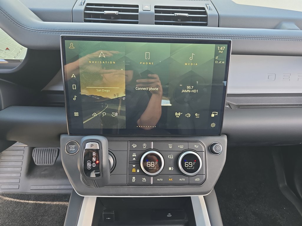 New 2026 Black Land Rover S image 21